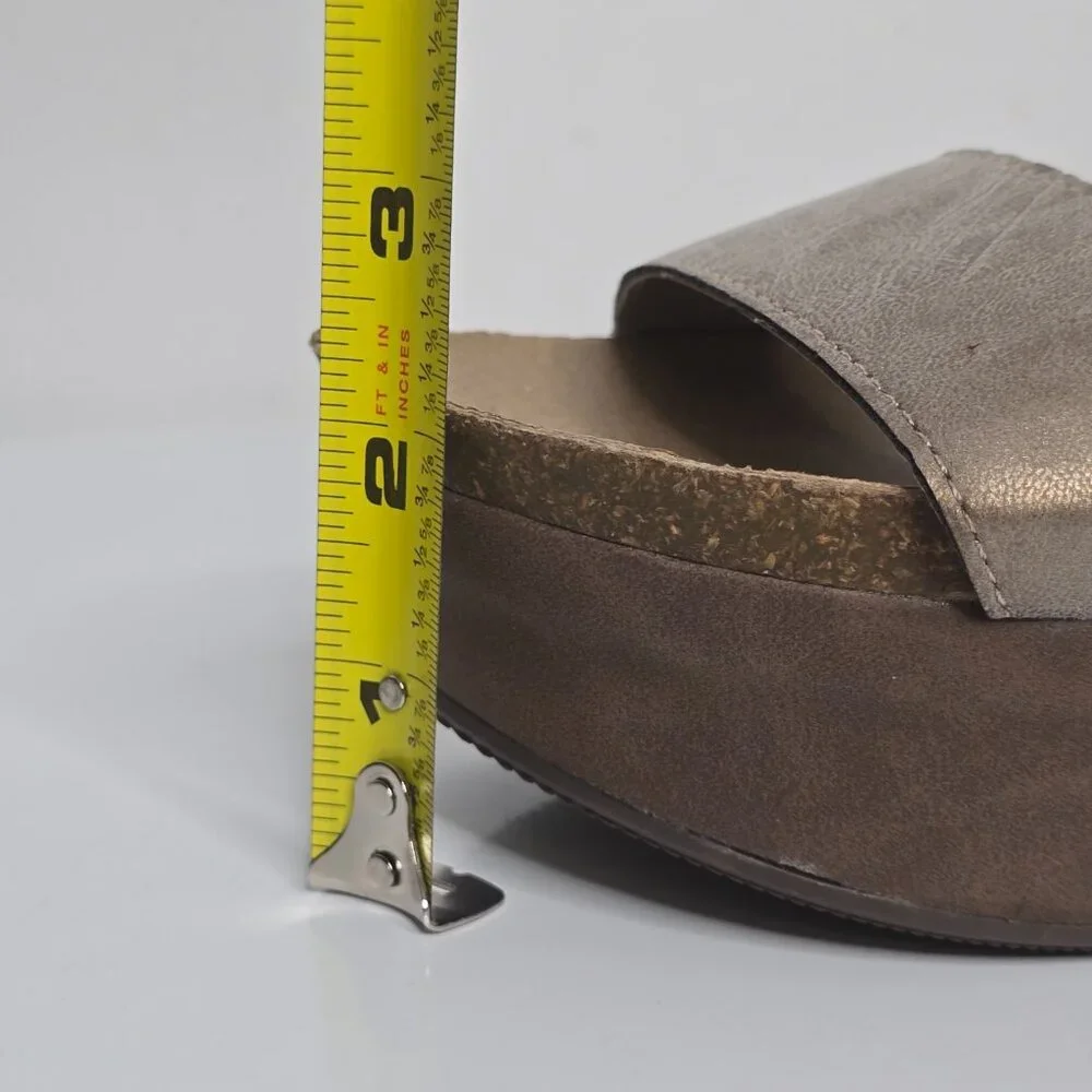 Corkys Sandals Womens‎ US 7 Platform Wedge Ankle Strap Metallic